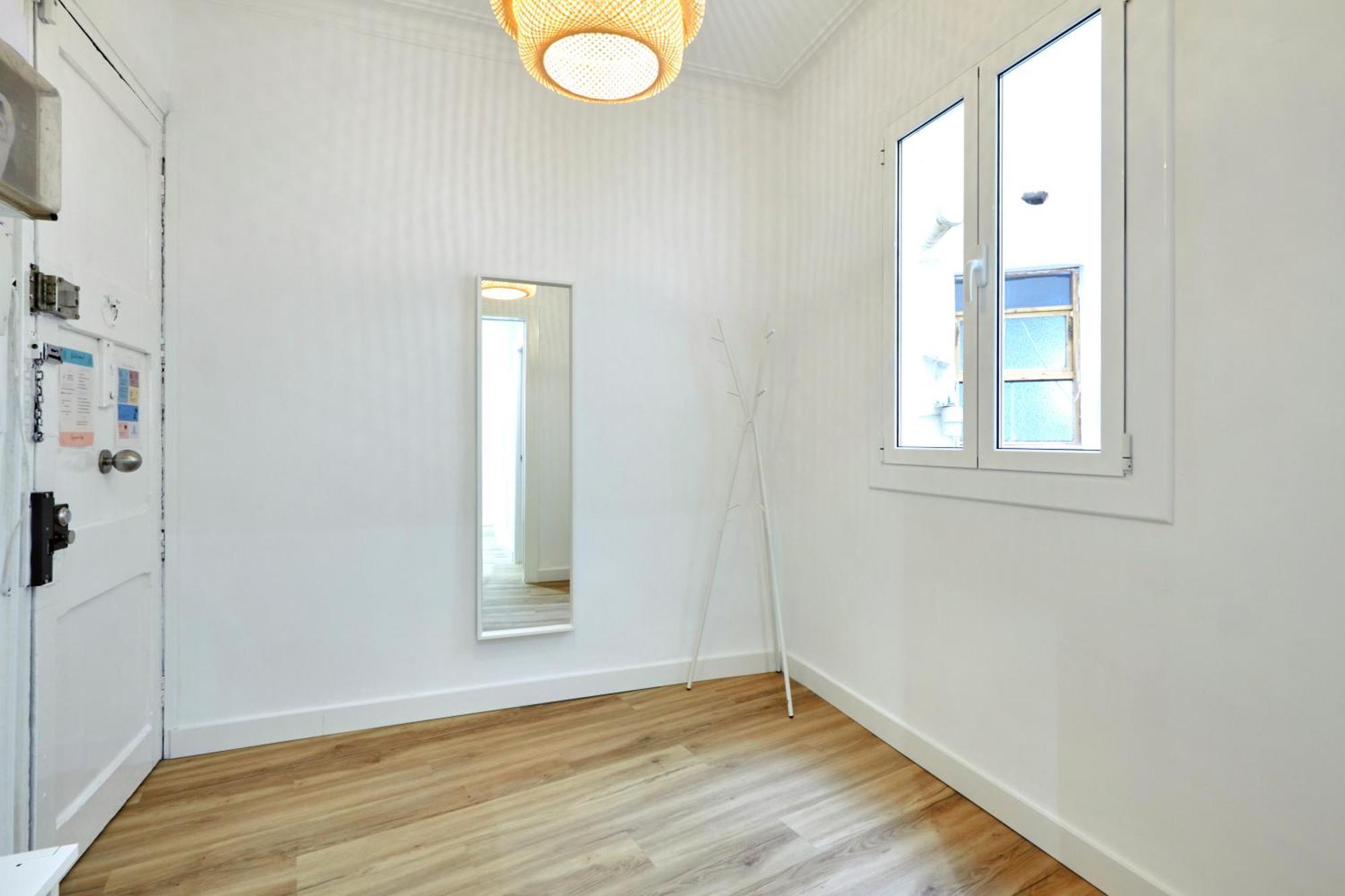 Comfortable Apartment Next To Apolo Theater 巴塞罗那 外观 照片
