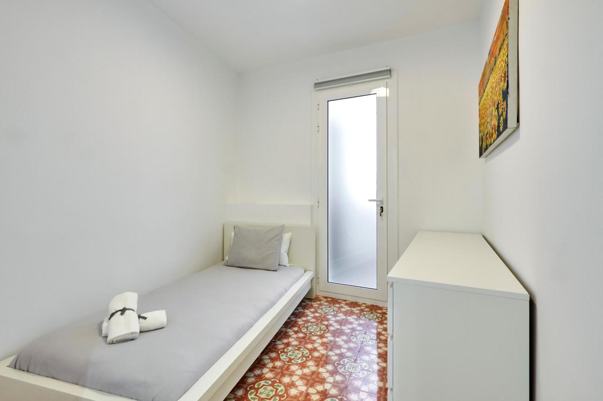 Comfortable Apartment Next To Apolo Theater 巴塞罗那 外观 照片